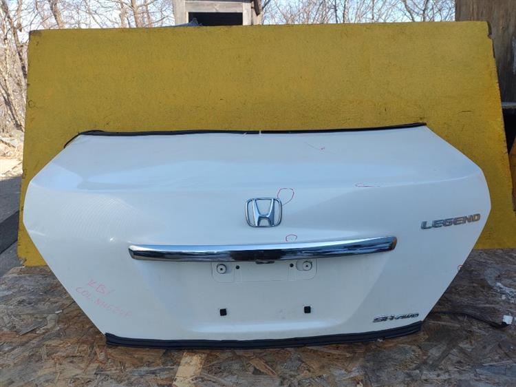 Крышка багажника Хонда Легенд в Гатчине 50805